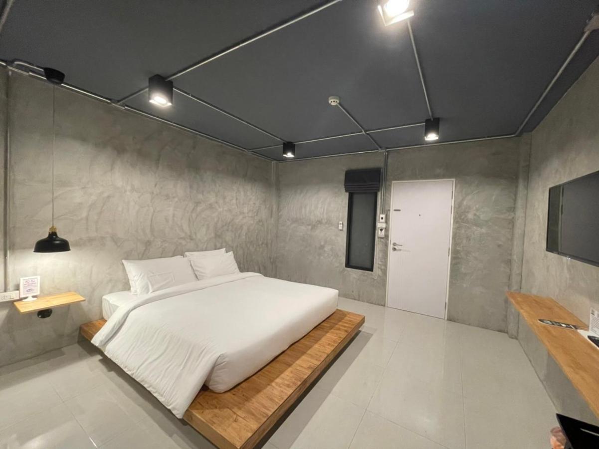 Loft Space Hotel ラノーン エクステリア 写真